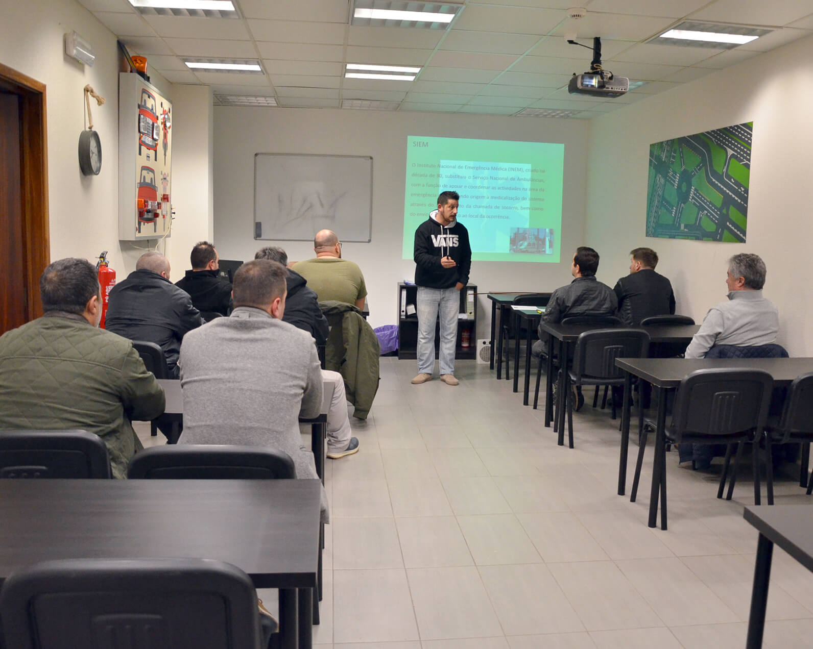 Instalações - Escola de Condução Pero Pinheiro